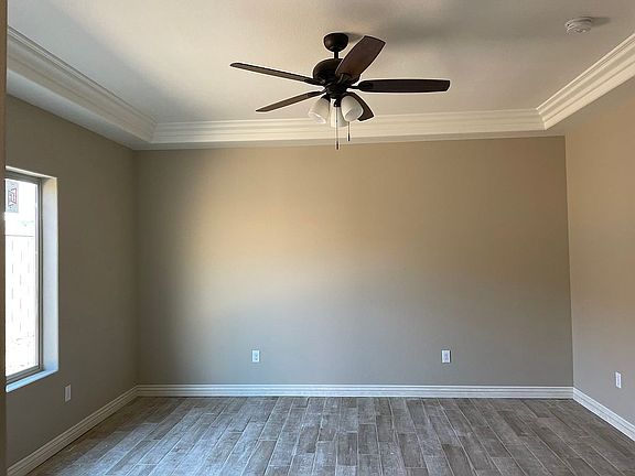 4th image of 2310 Wildflower St