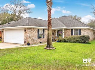 105 Cluster Oaks Ct, Foley, AL 36535