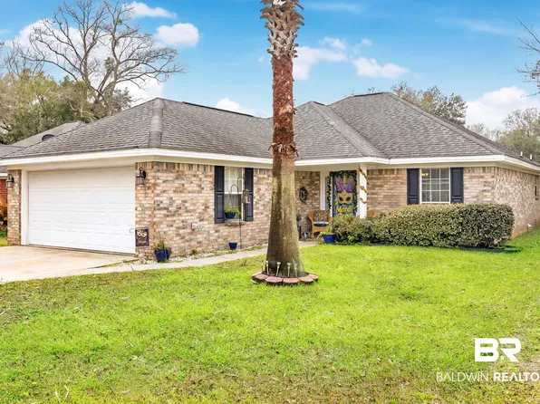 105 Cluster Oaks Ct, Foley, AL 36535