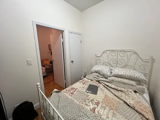 Rented by Mdays Realty | media 17