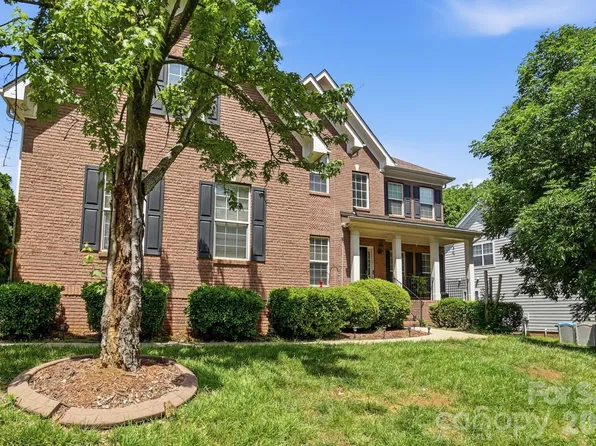 8108 Morehouse Dr, Waxhaw, NC 28173