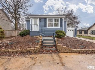 6305 N Sheridan Rd, Peoria, IL 61614