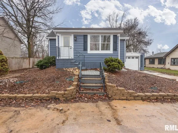 6305 N Sheridan Rd, Peoria, IL 61614