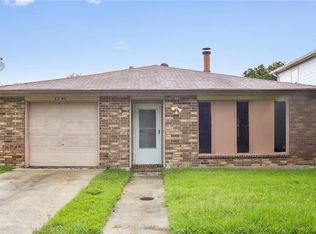 7541 Vincent St, New Orleans, LA 70128