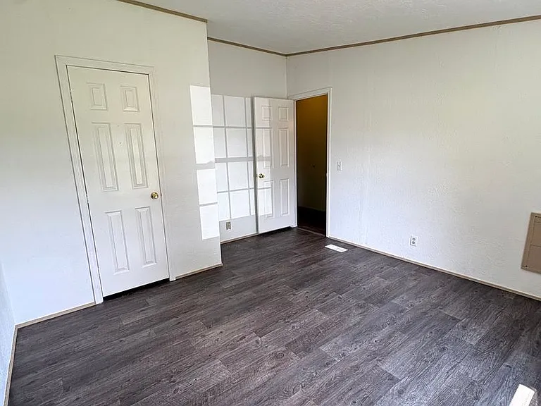 6284 Mud Lick Flippin Rd — Photo 8