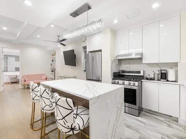 153 East 87th Street image 1 of 11