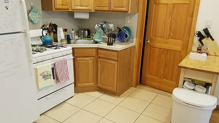 Rented by Avanguard Realty Corp | media 19