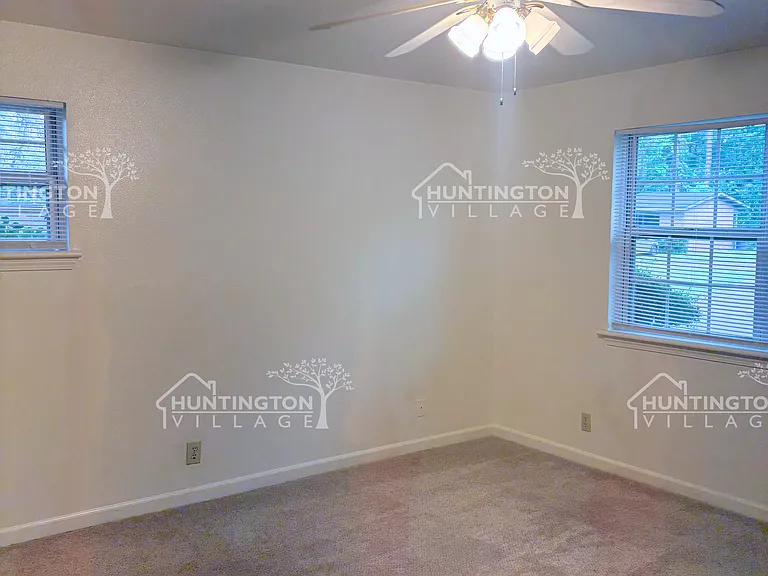 1003 Brookley Ave — Photo 7