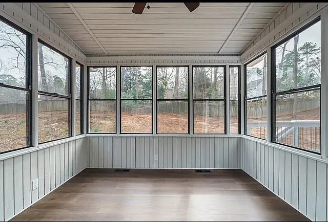 4 bed, 2.5 bath, 2508 sqft, $4,000 — Photo 3