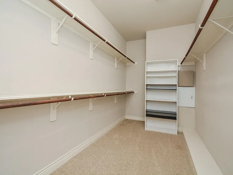 1610 Parker St — Photo 24