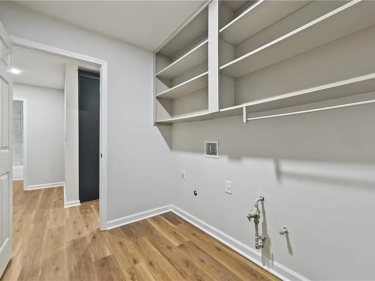 4246 Nora Ln — Photo 24