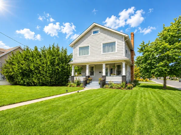 100 Main St, Farmingdale, NJ 07727
