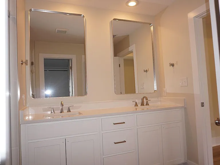 1814 N Oak St — Photo 18