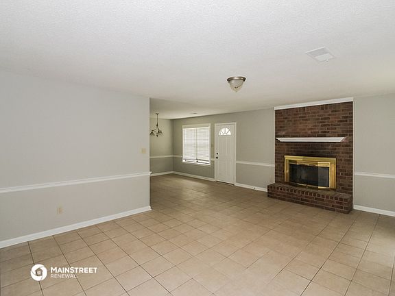 4th image of 4558 Pine Top Cir