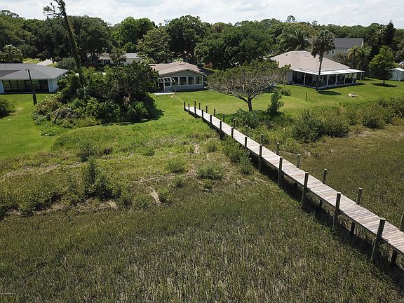 2nd image of 1098 Alcala Dr