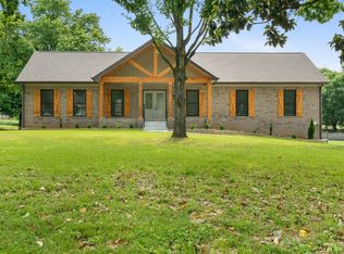 363 Indian Lake Rd, Hendersonville, TN 37075