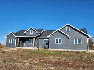 349 South Rd, Wilcox, NE 68982