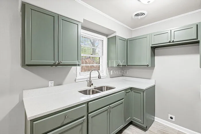 4502 Dunn Ave — Photo 8