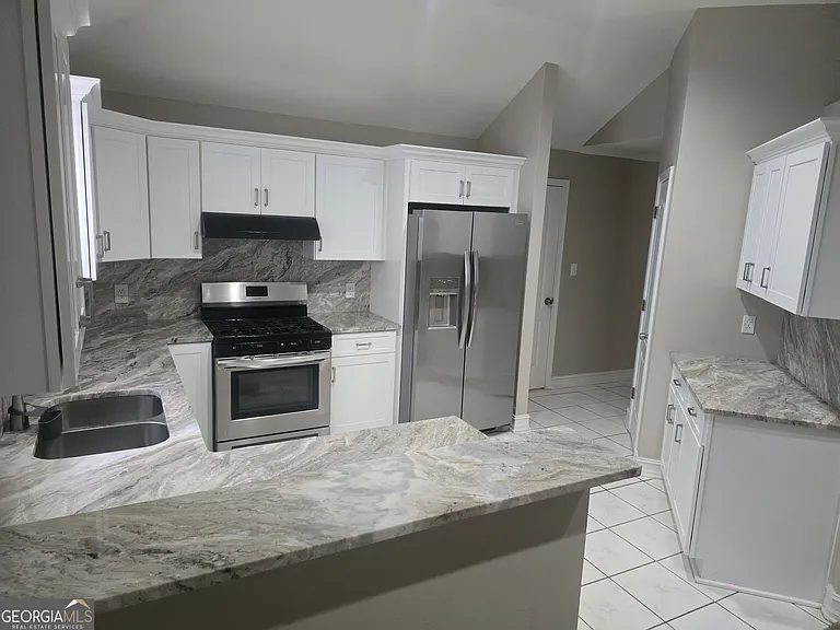 293 Eagle Way — Photo 6