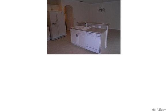 4th image of 8480 SW 29th St #106