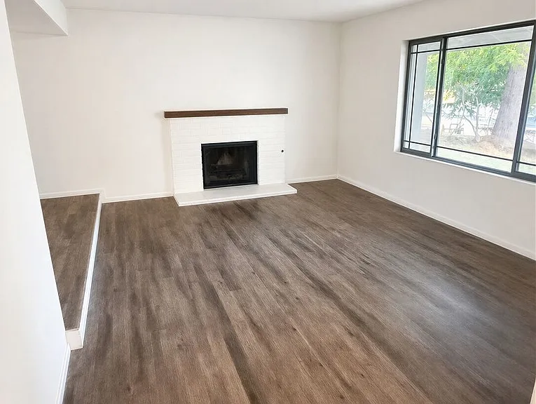 4333 Hillside Dr — Photo 5