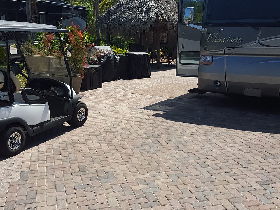 1st image of 6963 Amanda Vista Cir