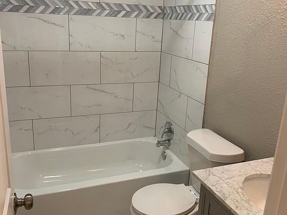 4th image of 3610 Russwin Dr