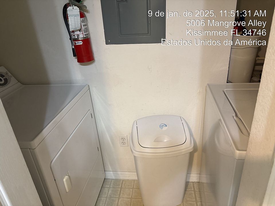 1st image of 5006 Mangrove Aly APT 205