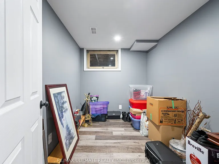 252 Bertie St #E — Photo 26