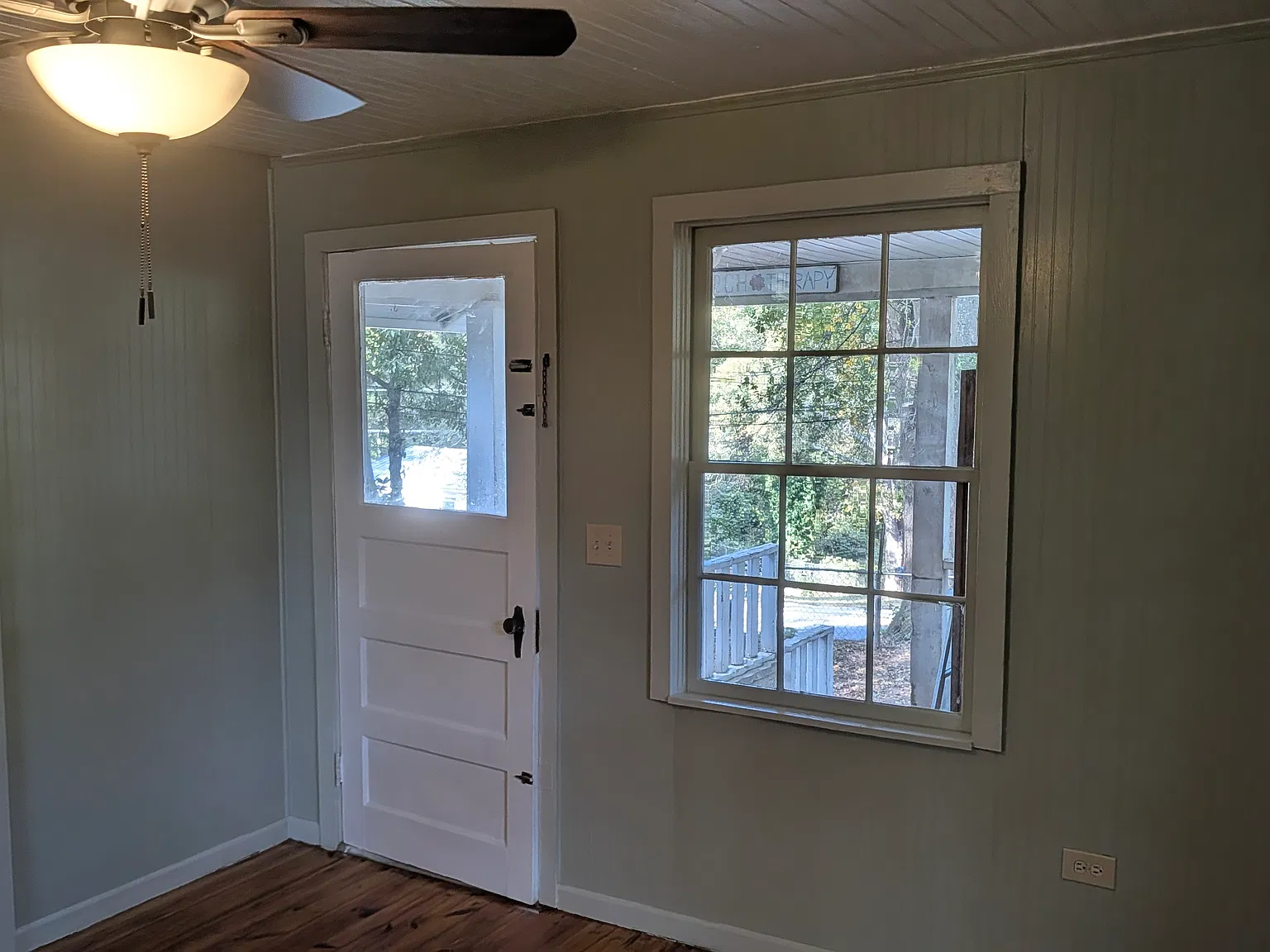 3 bed, 848 sqft, $1,400 — Photo 2