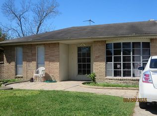 819 Ivyhollow Dr, Channelview, TX 77530