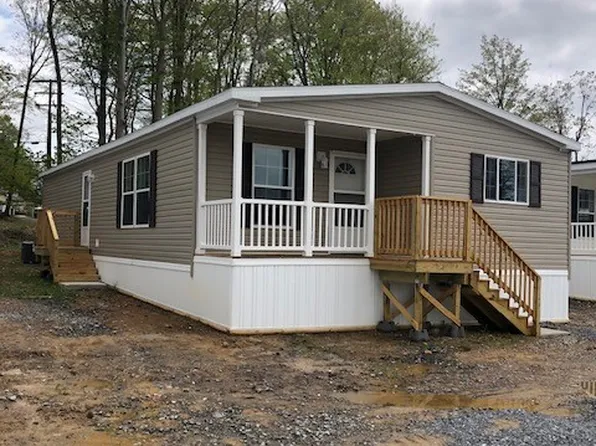 301 Oakwood Dr, Cresson, PA 16630