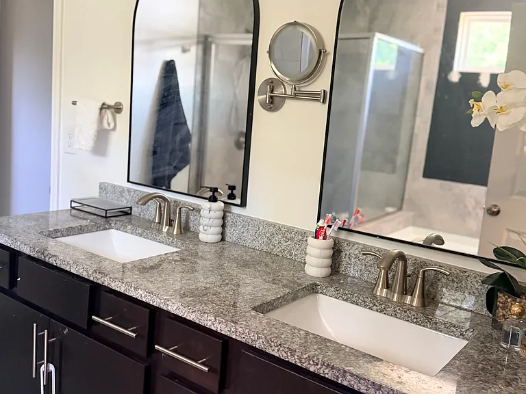 7318 Shady Tree Ct — Photo 66