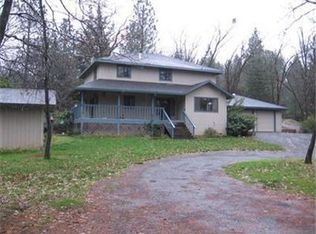 945 Pine Hill Rd, Colfax, CA 95713