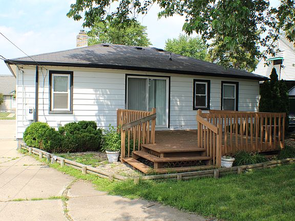 3rd image of 23314 Deziel St