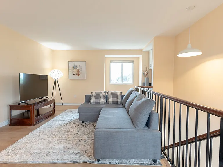 161 May Ave — Photo 23