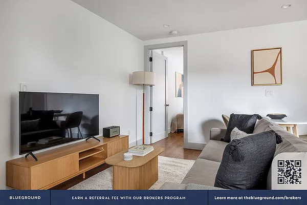 Rented by The Blueground | media 17