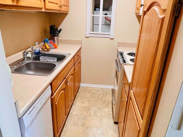 555 W Glenn Ave #A-203