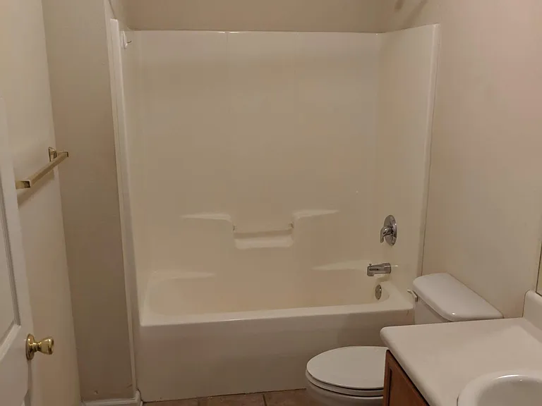 2738 W Tharpe St #2500 — Photo 5