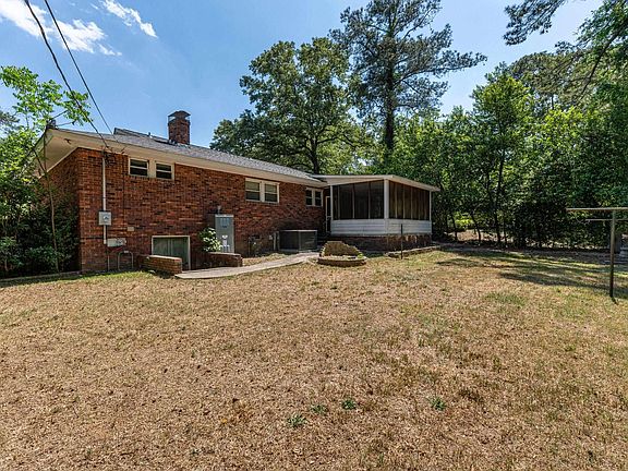 3rd image of 3249 Pine Belt Rd