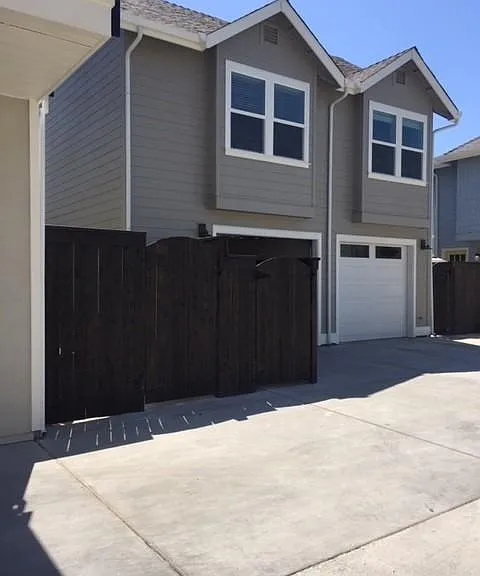 1306 Roycroft Ln #B — Photo 12