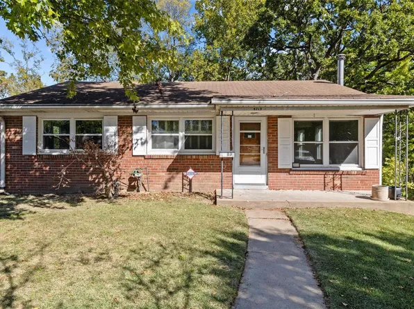 8713 Bridgeport Ave, Saint Louis, MO 63144