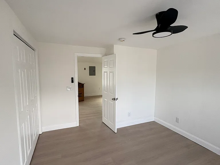 105 Beacon Ave #3 — Photo 19