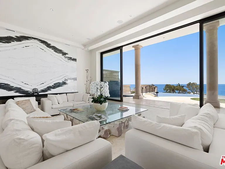 22435 Pacific Coast Hwy — Photo 26