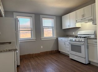 11 Fern St FLOOR 3, Providence, RI 02908