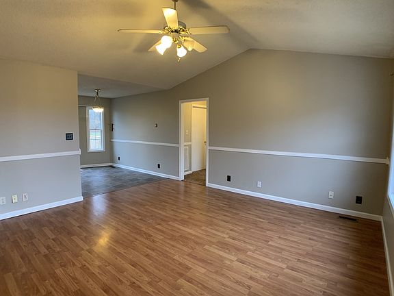 3rd image of 329 Donna Dr