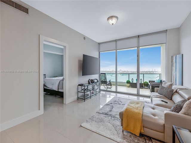 1st image of 900 Biscayne Blvd APT 2407