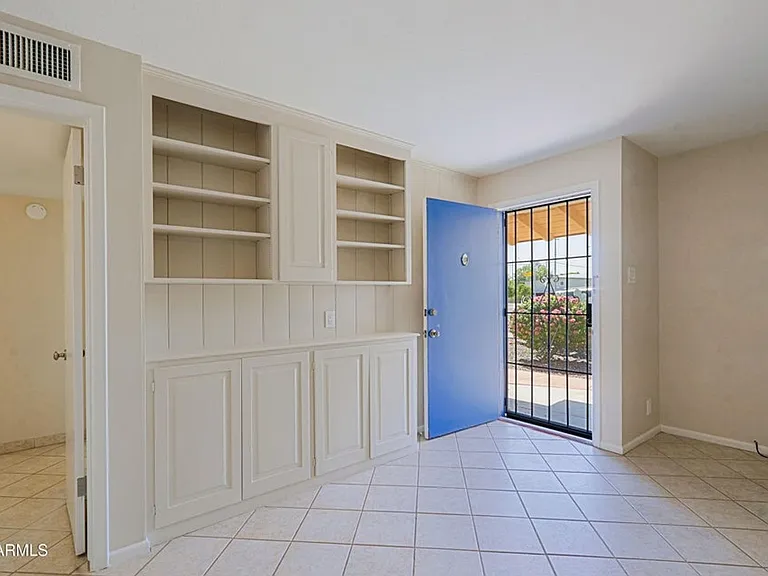 6203 N 12th Pl — Photo 12