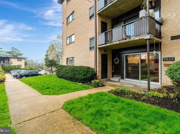 7847 Enola St #7847, McLean, VA 22102