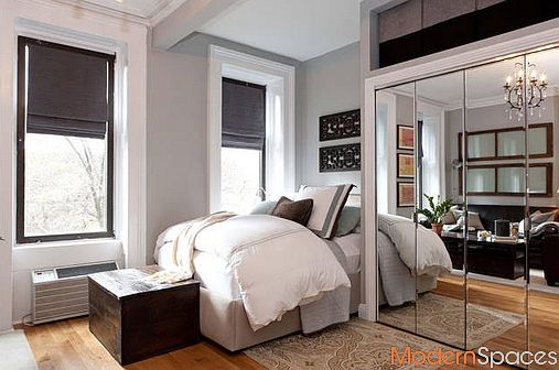 2nd image of 437 W 43rd St APT 4F